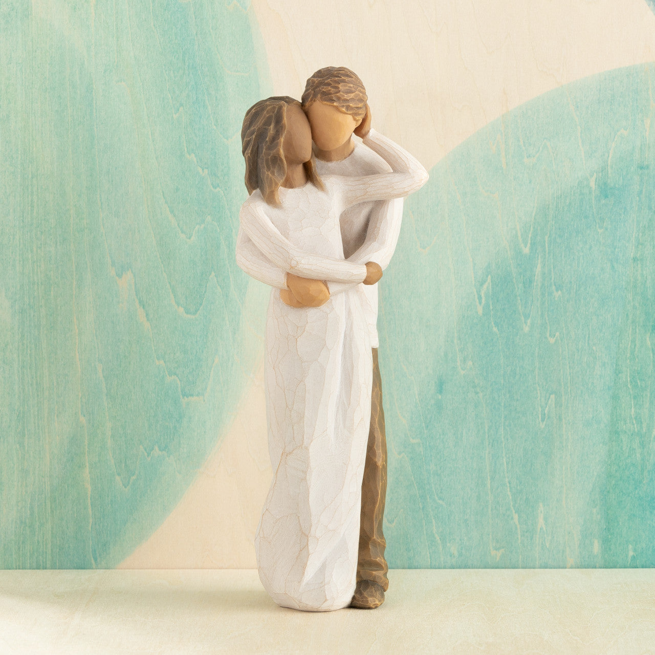 Together (woman: darker skin, man: lighter skin)