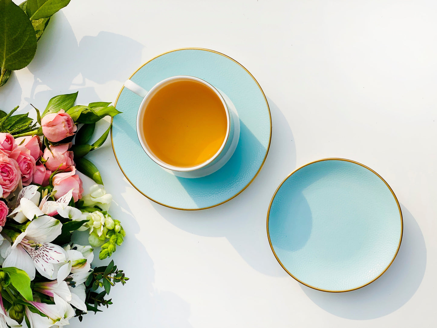 Charlotte - Set of 2, Cups and Saucers