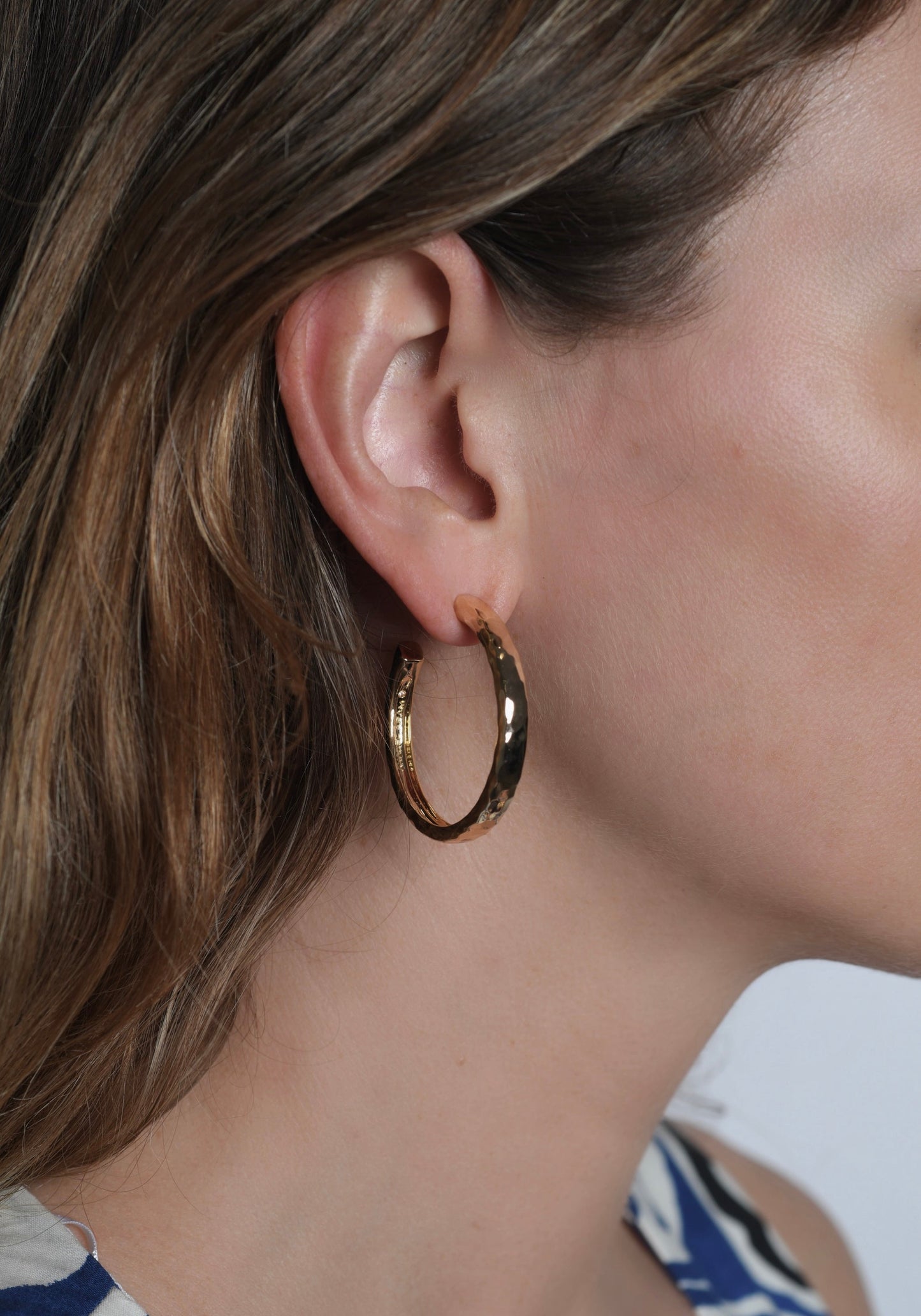 Farrier Medium Hoops, Gold