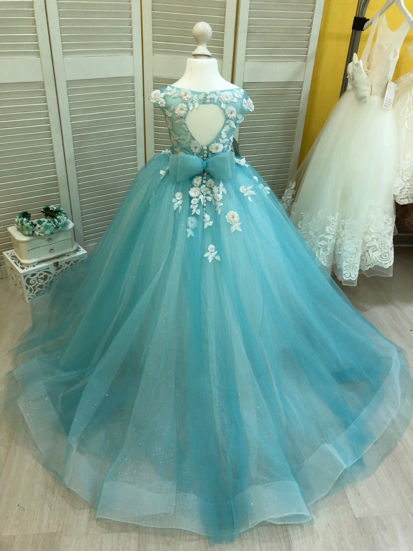 Dress 22-2305