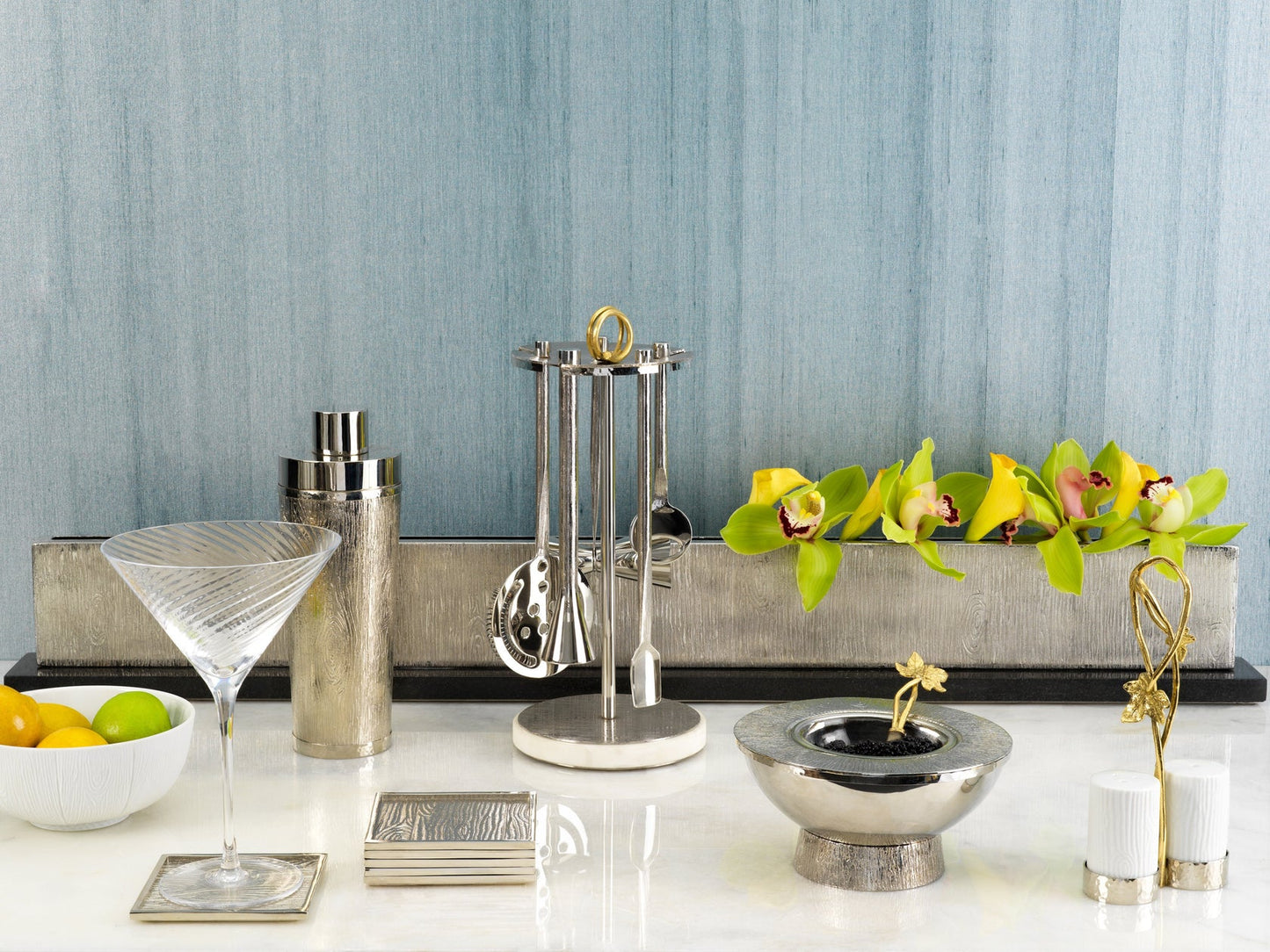 Ivy & Oak Centerpiece Vase