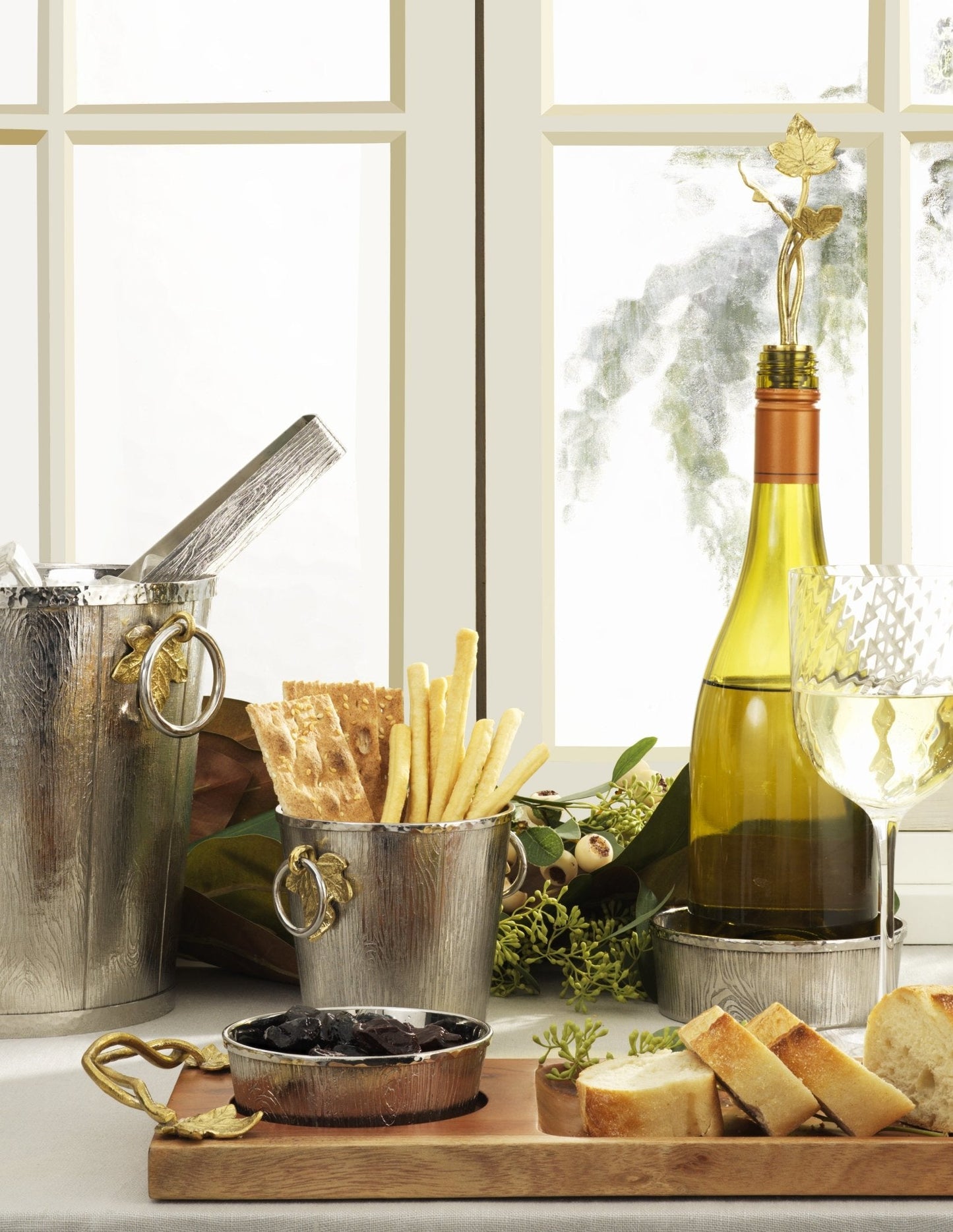 Ivy & Oak Dipping Board