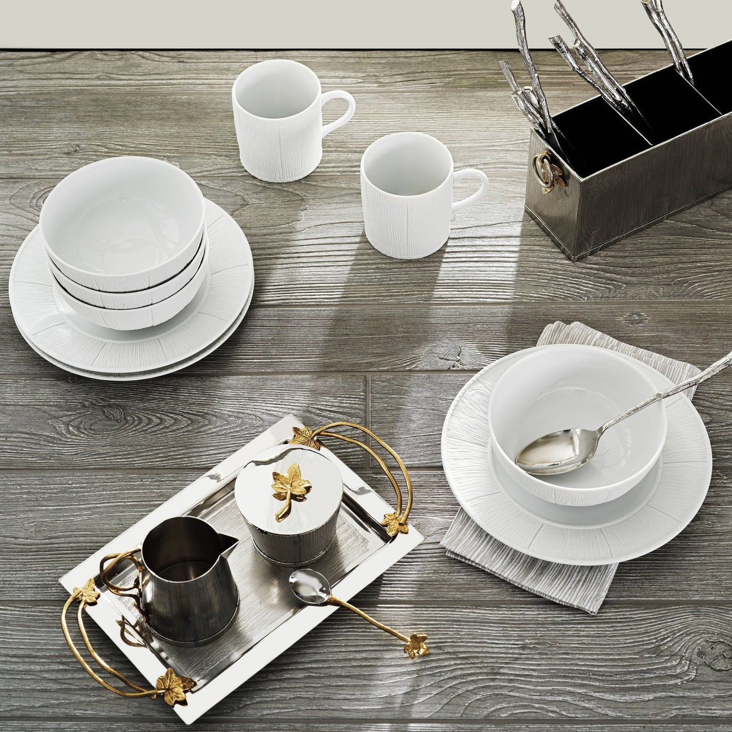 Ivy & Oak Pot w/ Spoon