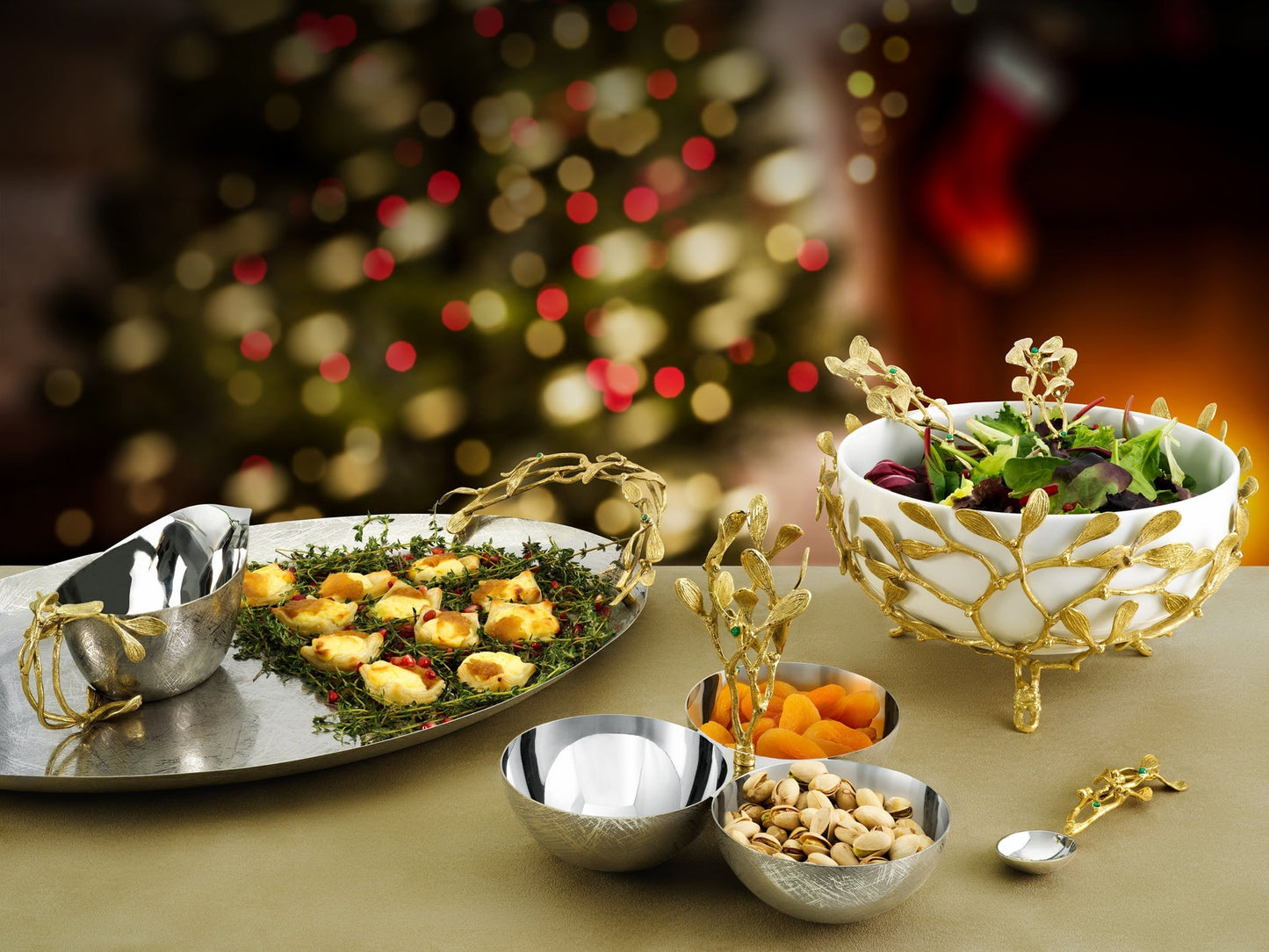 Mistletoe Large Oval Tray